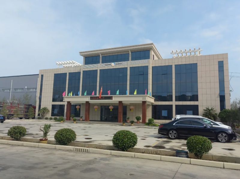 新鄉市榮盛金屬包裝有限公司迎來發展黃金期，全系列產品成為地區產業支柱，受到當地領導部門高度贊揚！